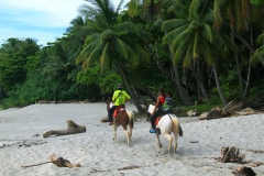 Horse-tour-CostaRica